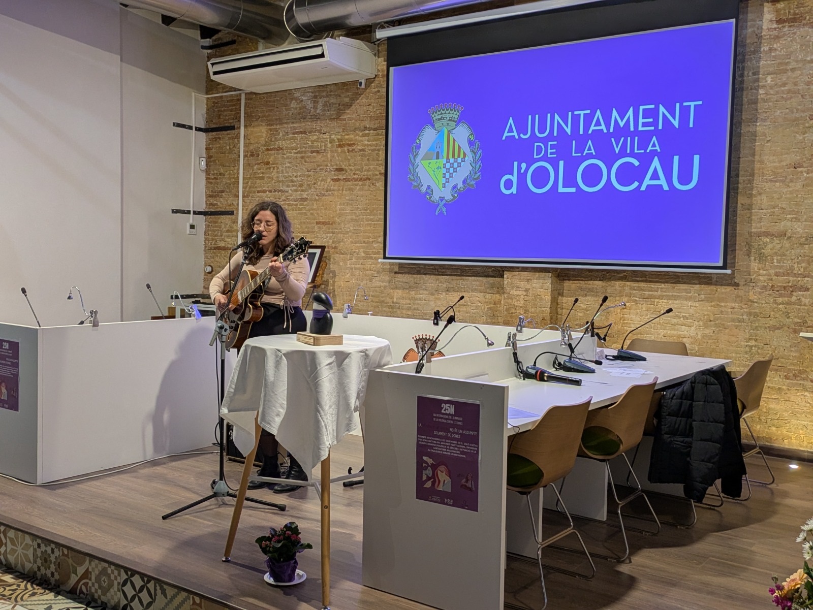 Acto Institucional 25N Olocau 2025 3