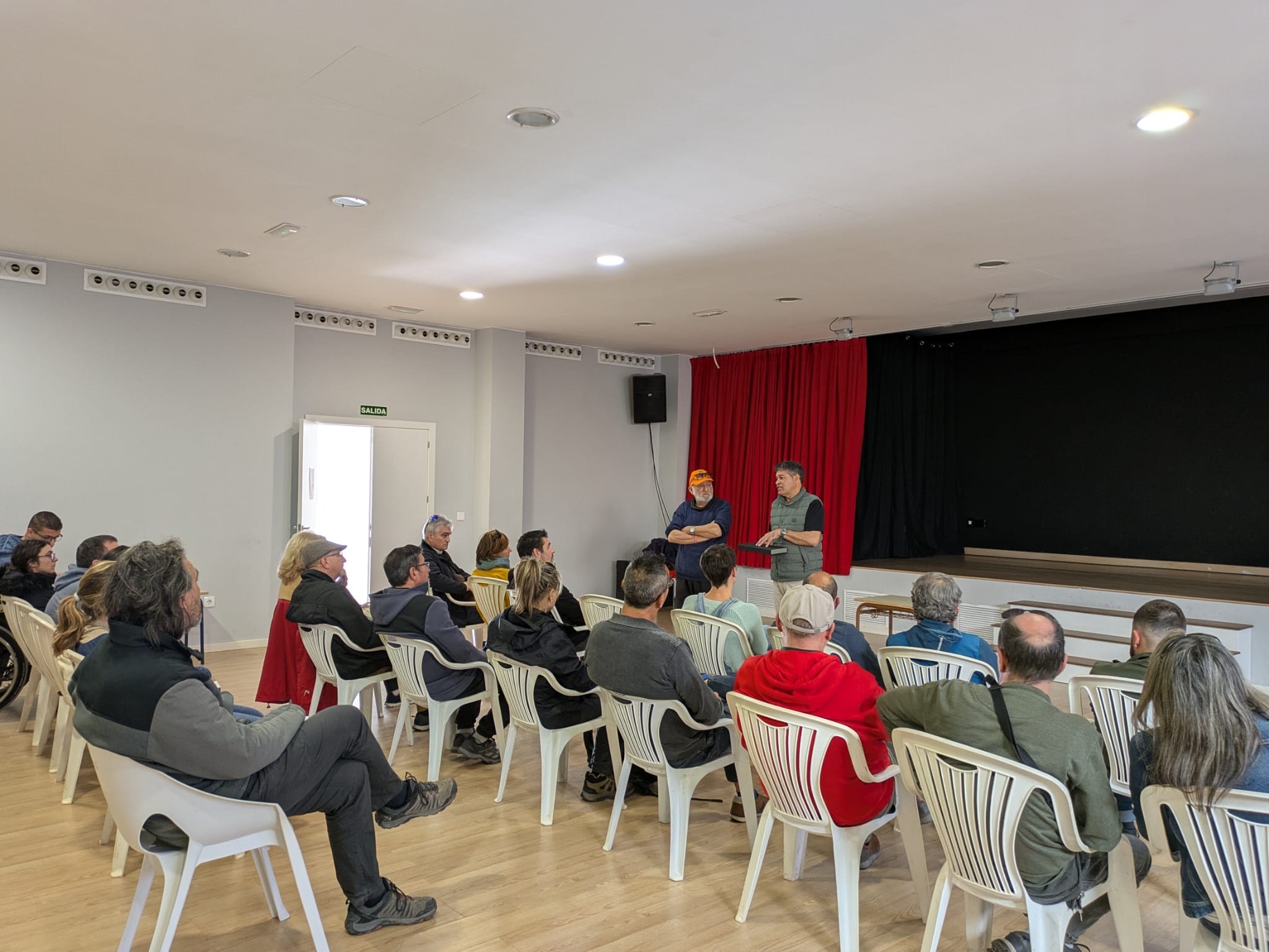 Reuni&oacute;n informativa sobre el Voluntariado Forestal 2025 Olocau 1