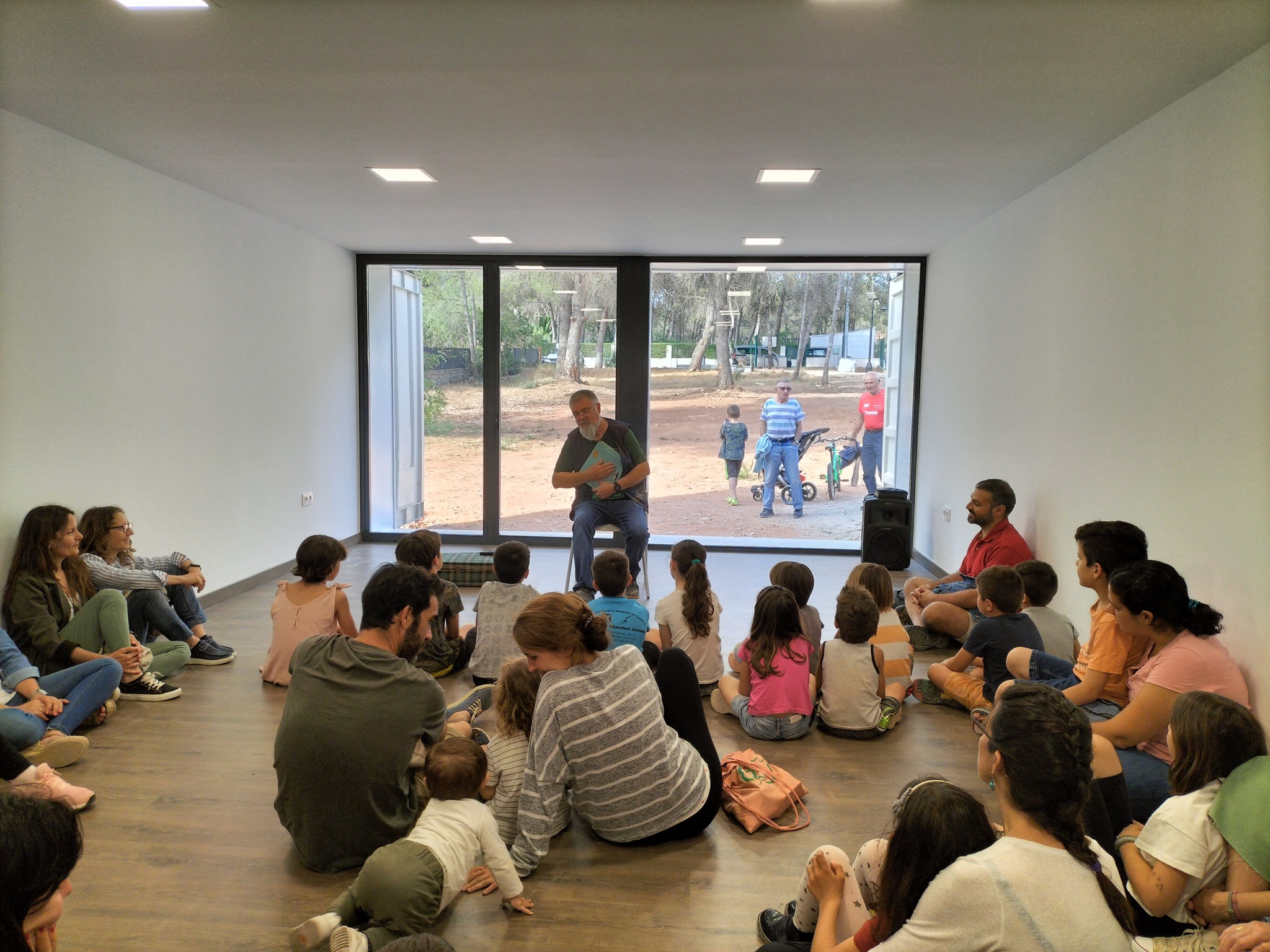 Jornada l&uacute;dica y festiva en el Centro C&iacute;vico 'Els Pins' de Pedralvilla Olocau - 2