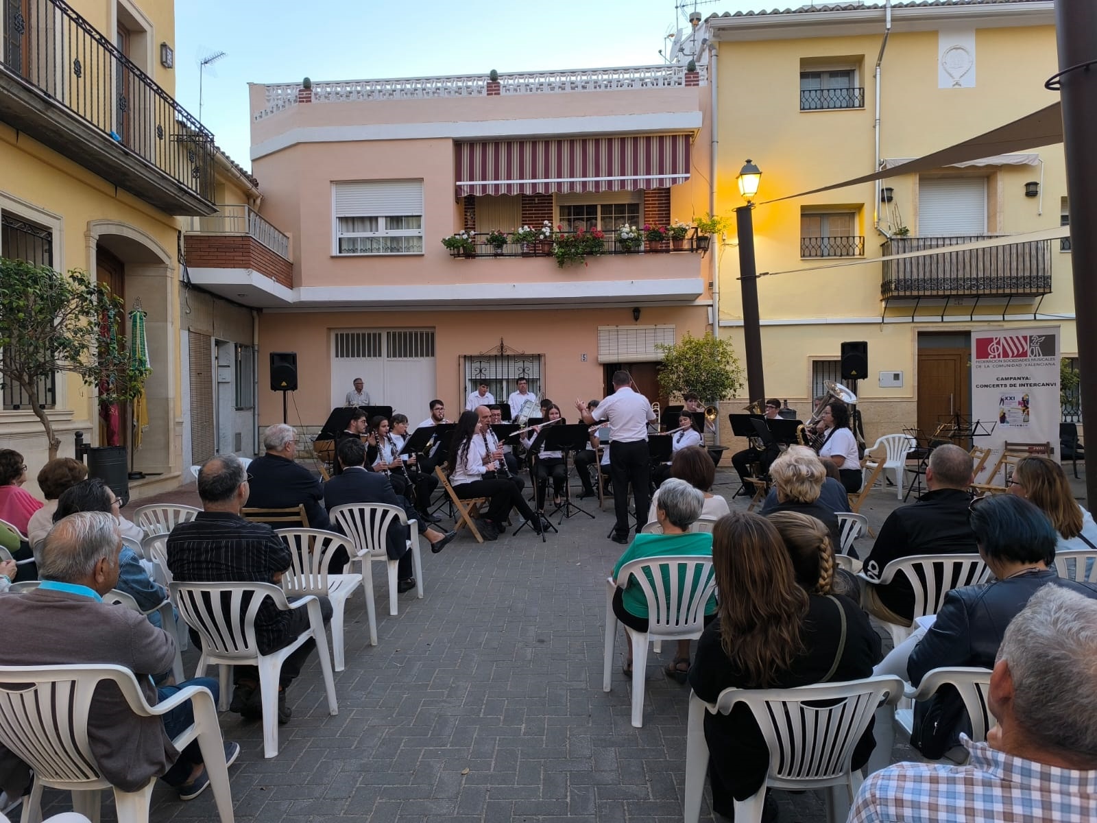 Concierto La Melodia Olocau y Sociedad M&uacute;sico-Cultural La Yesa-Alpuente 1