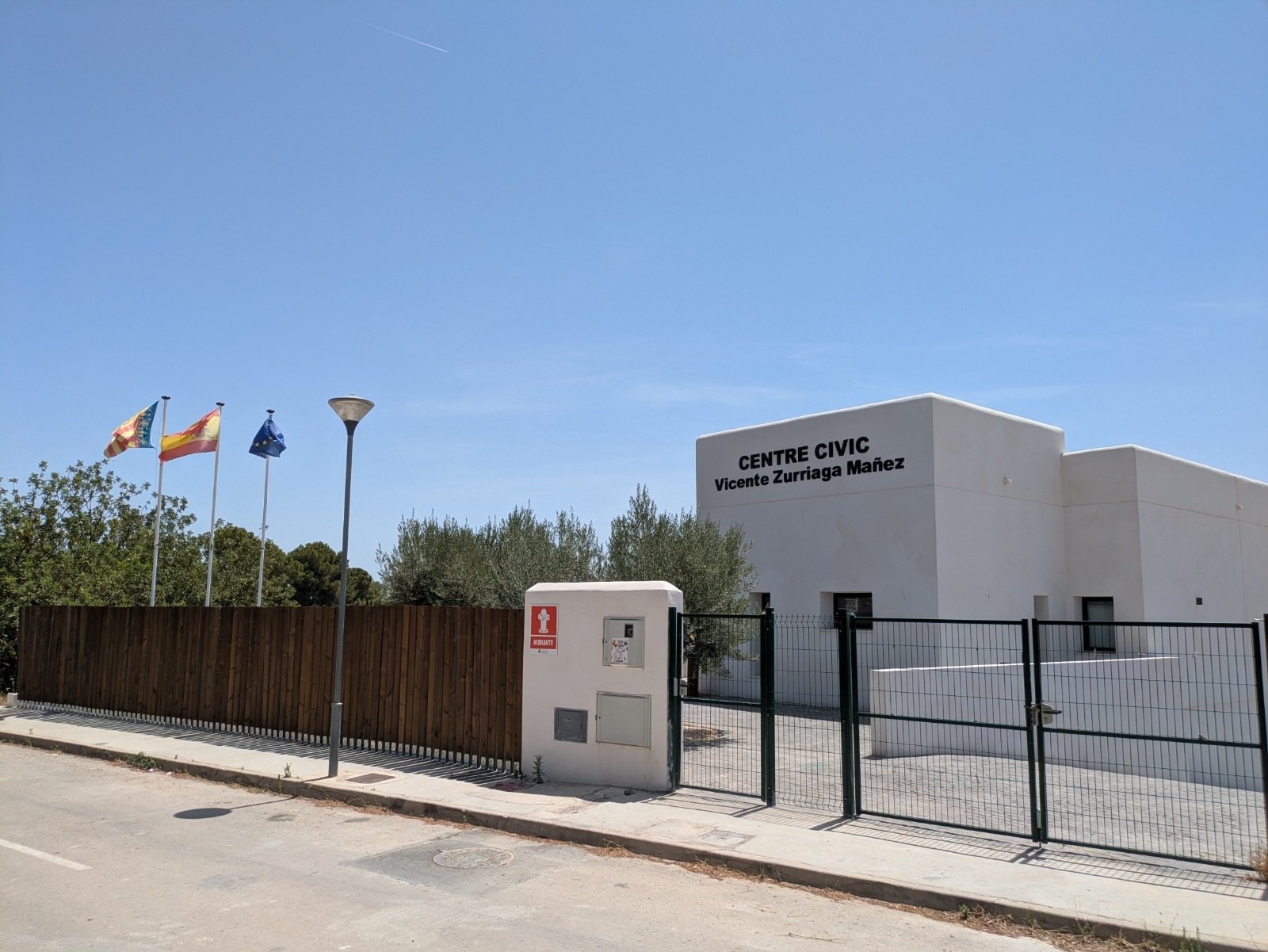 Horari d'atenció a veïns d’Antonio Ropero a la urbanització de Lloma de les Clotxes - ‘Los Picapiedra’ en el mes de juliol